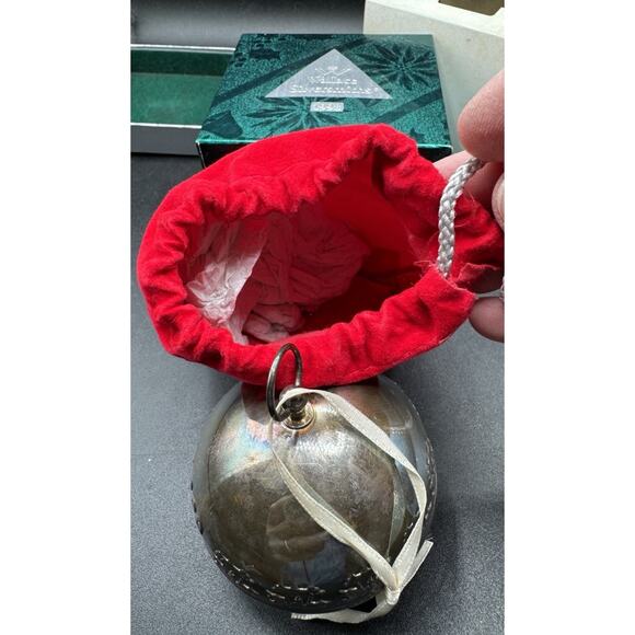 WALLACE SILVERSMITH 1998 ANNUAL CHRISTMAS SLEIGH BELL ORNAMENT -30D - Picture 11 of 12